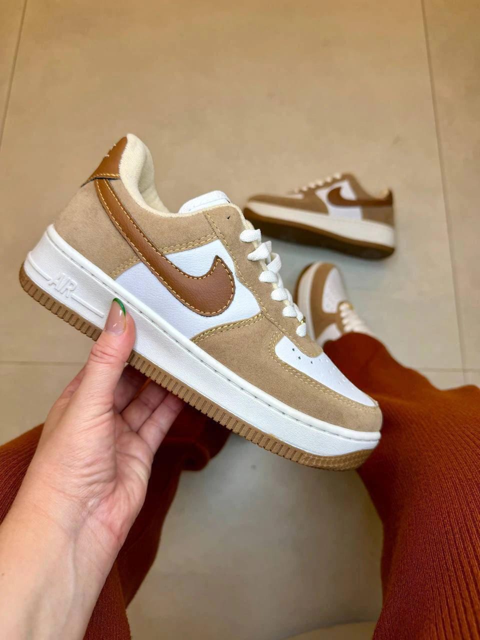 Tênis Nike Air Force 1 Low Bege