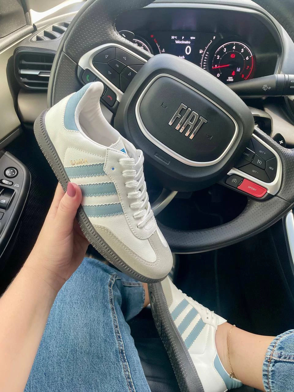 Tênis Adidas Samba Branco e Azul
