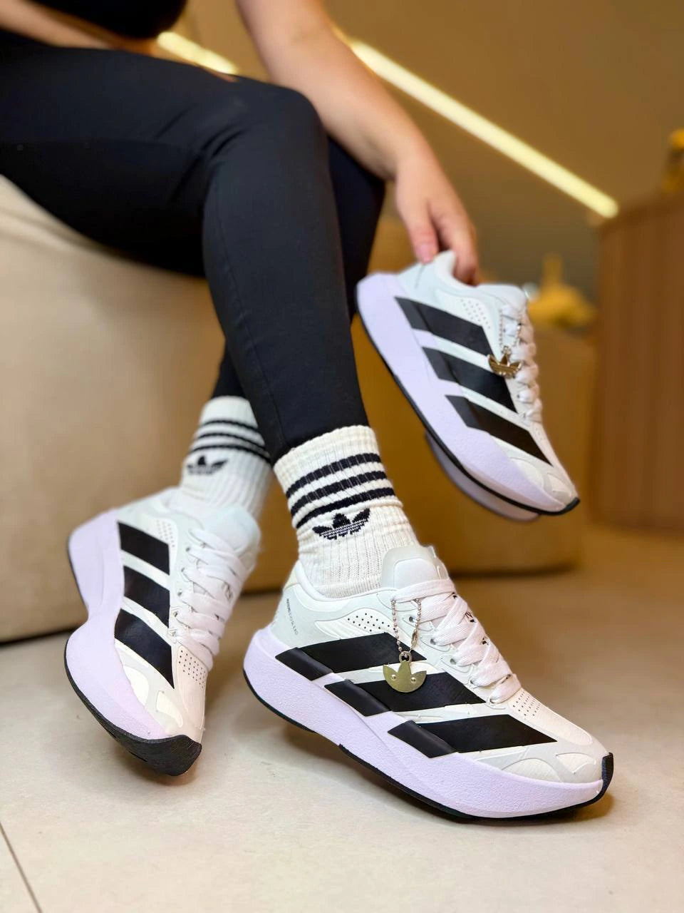 Tênis Adidas Running Branco e Preto