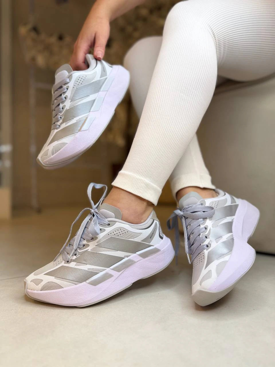 Tênis Adidas Running Cinza e Rosa