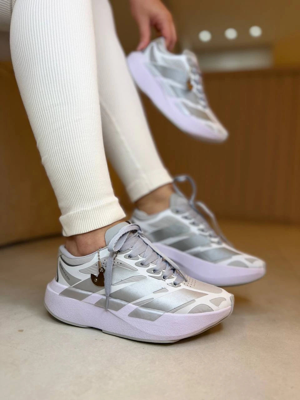 Tênis Adidas Running Cinza e Rosa