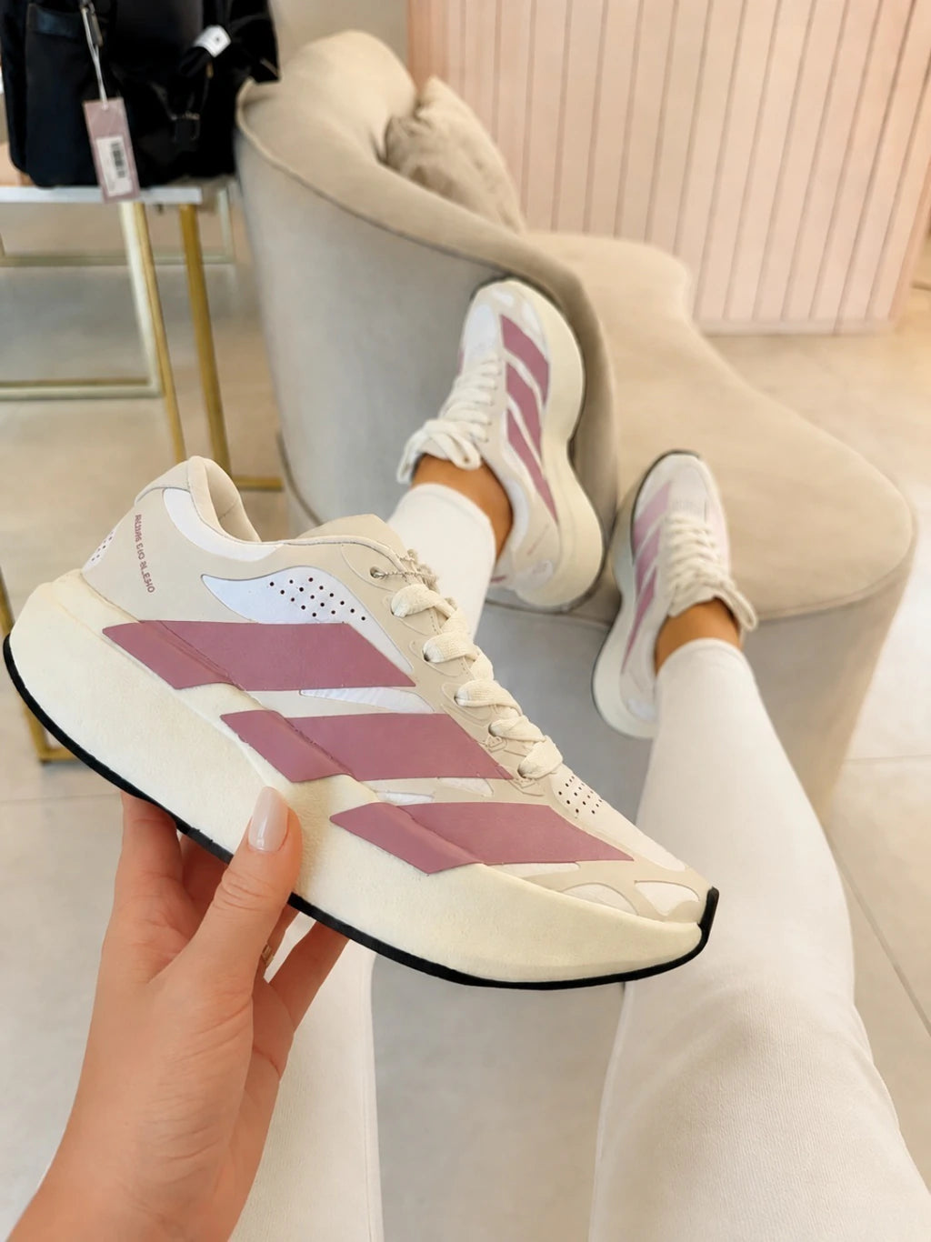 Tênis Adidas Adizero Branco/Rosê