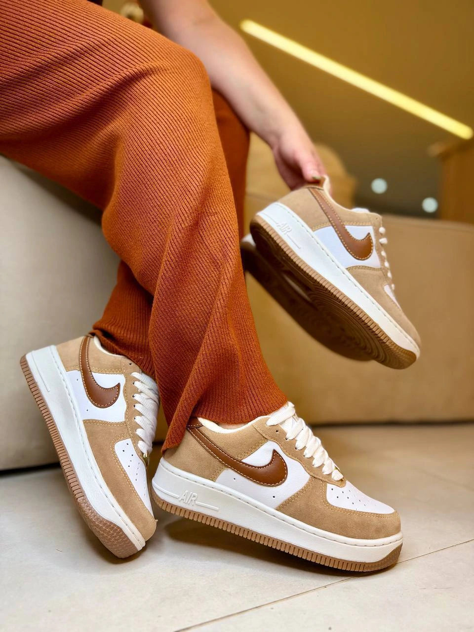 Tênis Nike Air Force 1 Low Bege