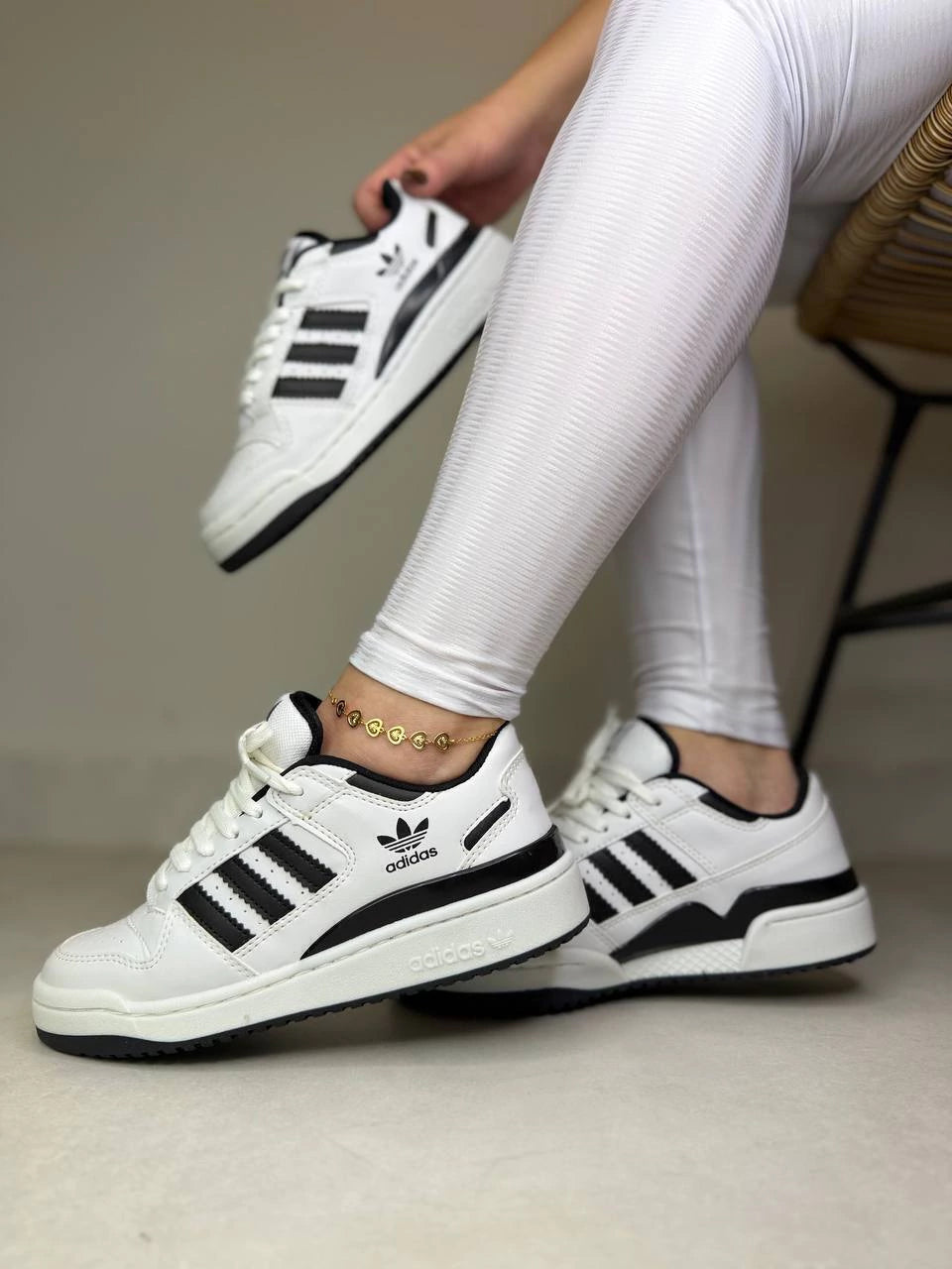 Tênis adidas Forum Low Core White / Core Black