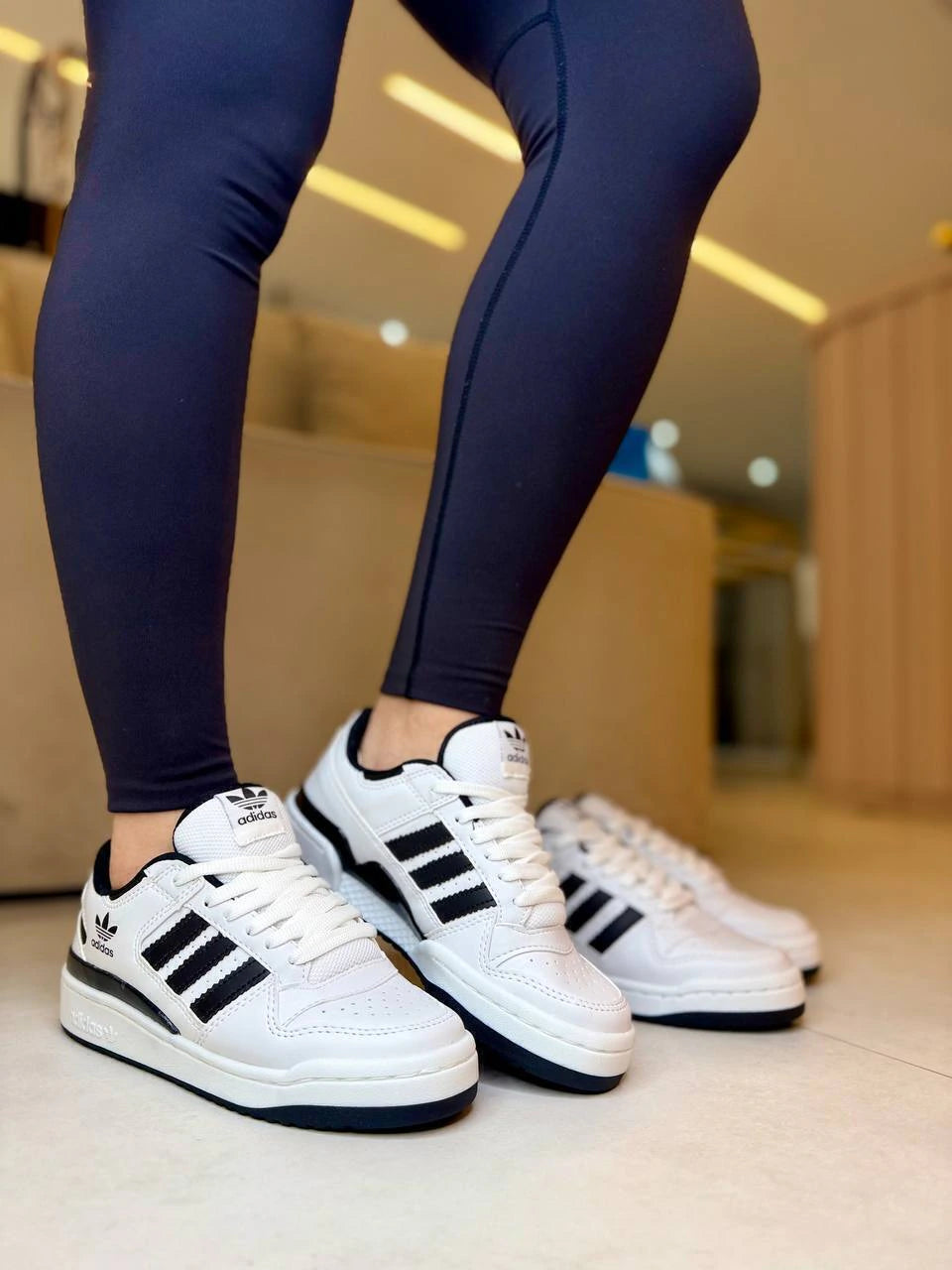Tênis adidas Forum Low Core White / Core Black