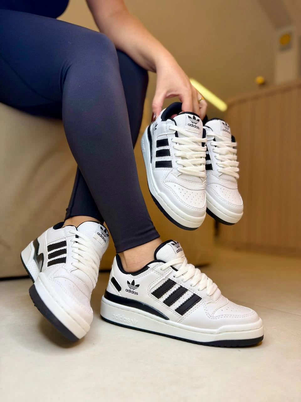 Tênis adidas Forum Low Core White / Core Black