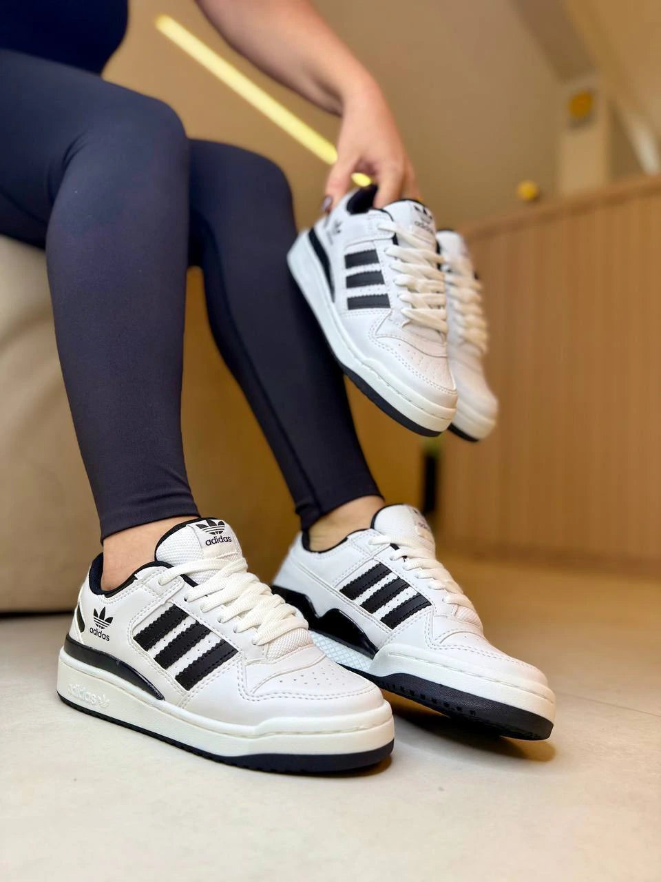 Tênis adidas Forum Low Core White / Core Black