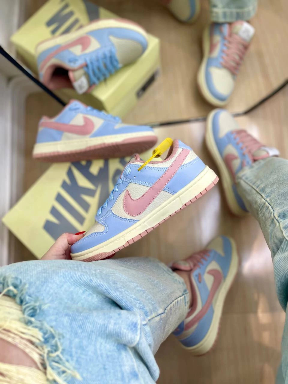 Tênis Nike Dunk Low Azul e Rosa