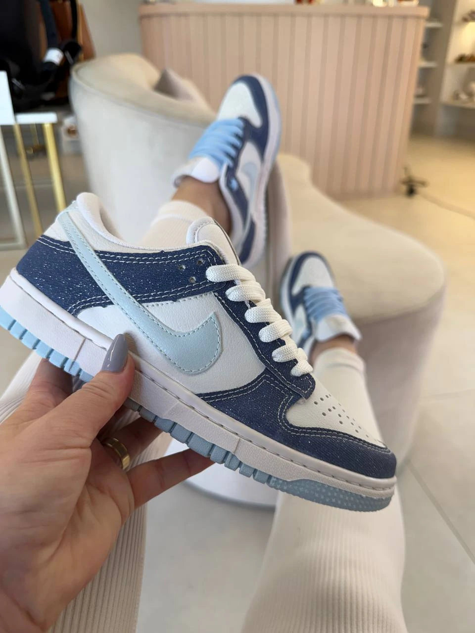 Tênis Nike Dunk Low Jeans Azul e Branco